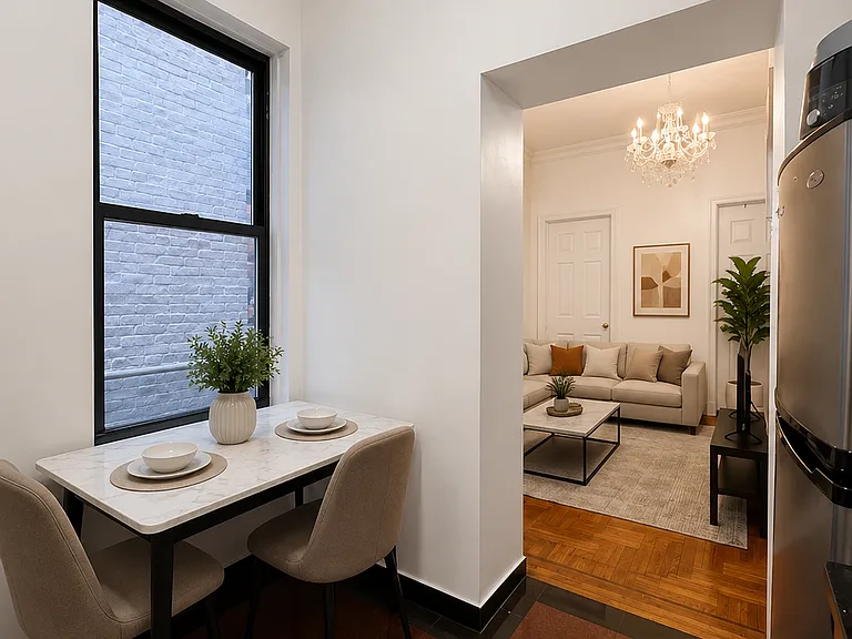 426 W 47th St #4B — Photo 9