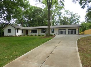 2926 Pangborn Rd, Decatur, GA 30033