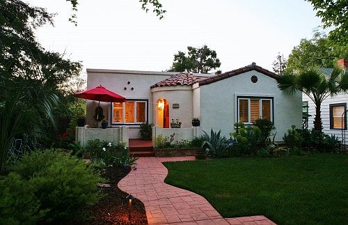1st image of 513 Coronado Ave