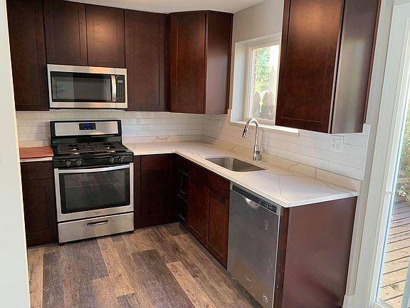 4th image of 216 N West Ave APT 1