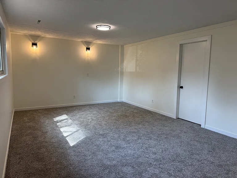 805 Donegal Dr — Photo 14
