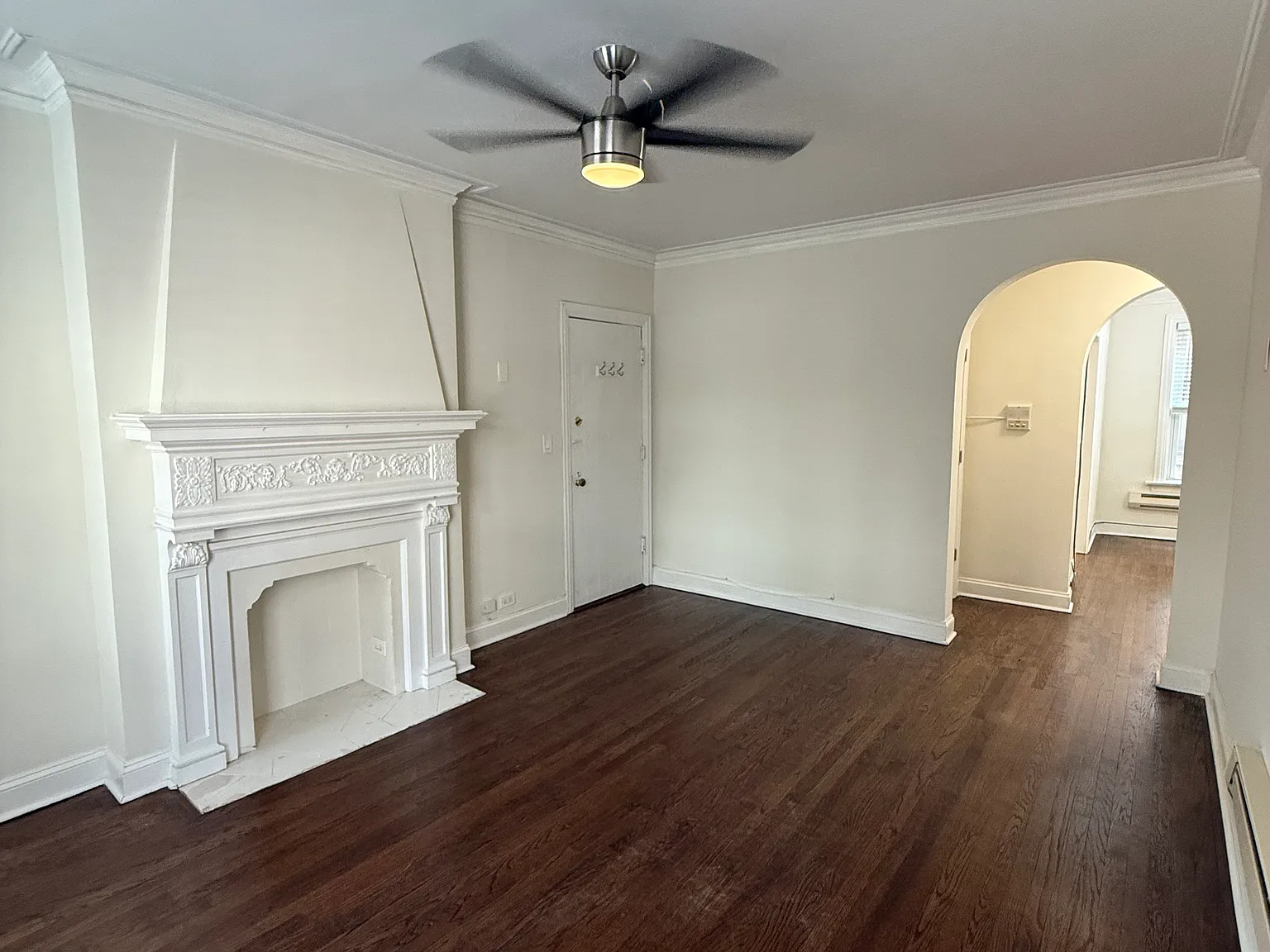 1 bed, $1,945 — Photo 3