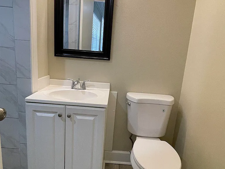 331 E Bolivar Dr — Photo 19