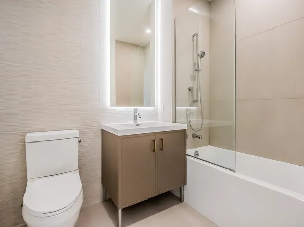 218 Front Street image 10 of 49