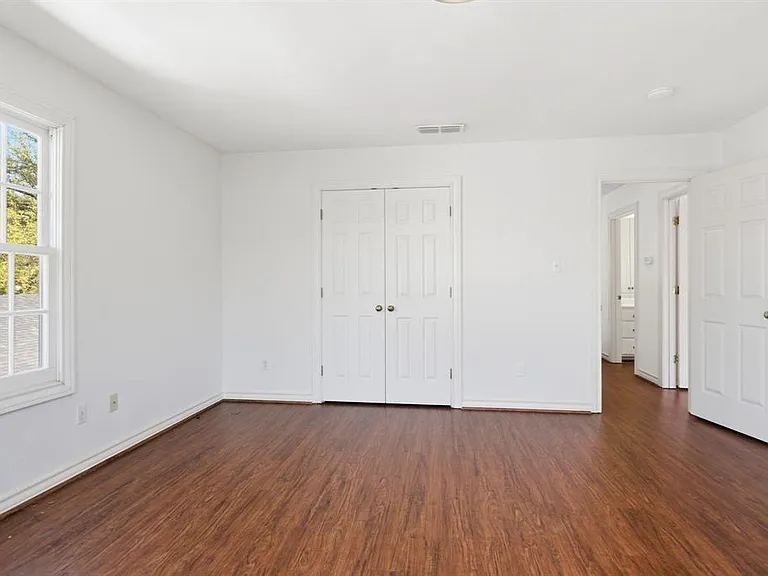 2516 Shirley Ave — Photo 33