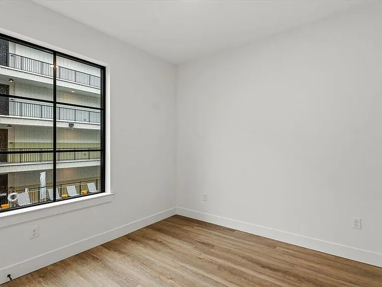 4315 S Congress Ave #312 — Photo 9