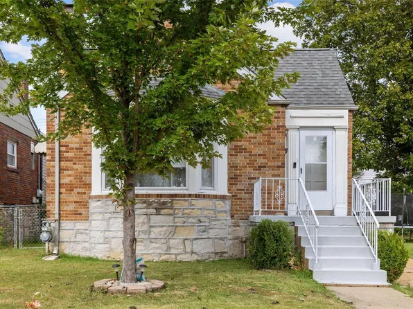 341 Tacoma Dr, Saint Louis, MO 63125
