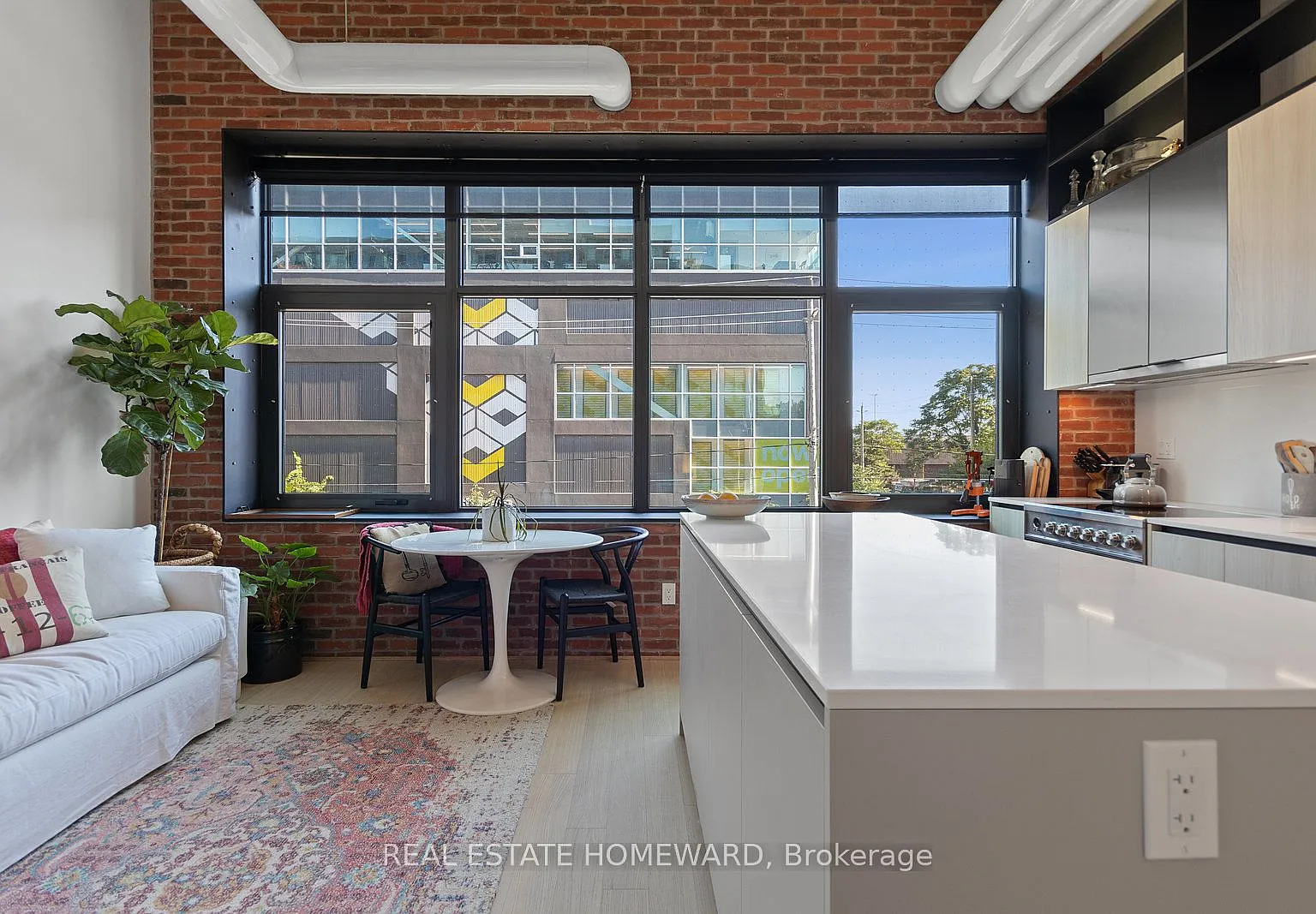 2 bed, $5,500 — Photo 2