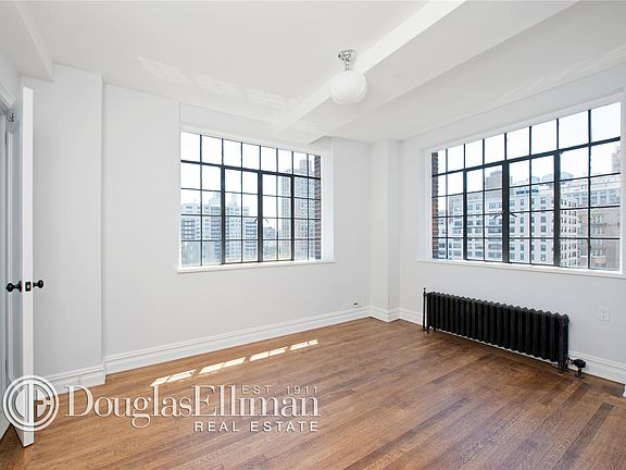 2nd image of 81 Irving Pl APT 12E
