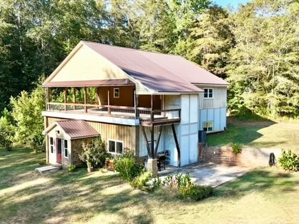 939 Saint James Rd, Hartwell, GA 30643