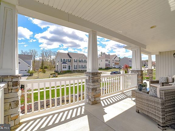 2nd image of 45242 Woodhaven Dr