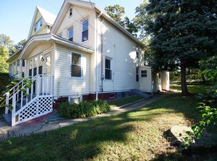 2134 Reeds Mill Ln, Bronx, NY 10475