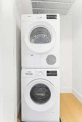 Laundry, photo 1