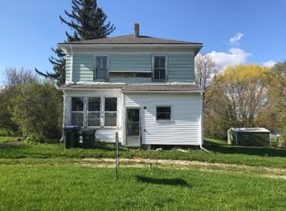442 Cedar St, Chilton, WI 53014
