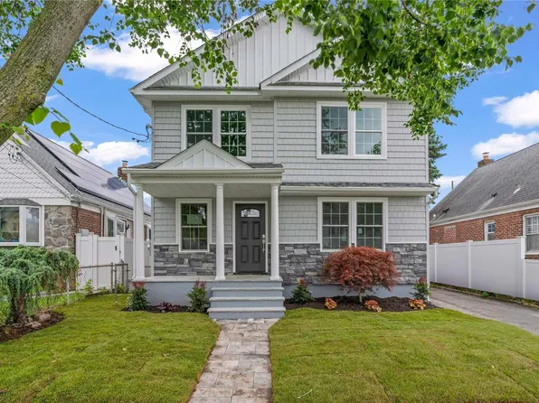 102 N 7th Street, New Hyde Park, NY 11040