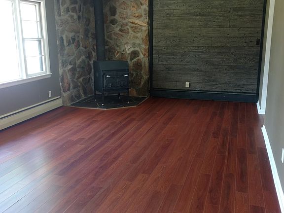 5th image of 5404 Mars St