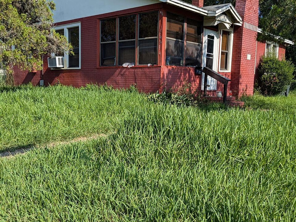1st image of 1459 9TH Street W