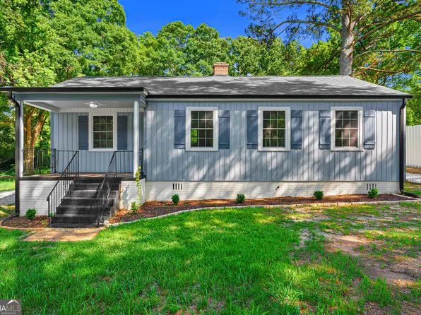 106 Hart Ter, Hartwell, GA 30643