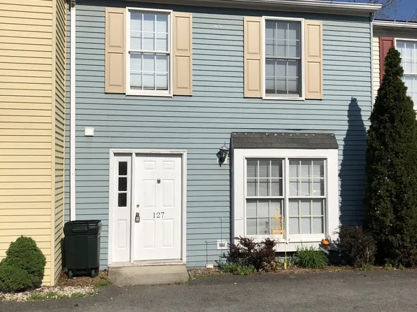 127 Sun Valley, Morgantown, WV 26508