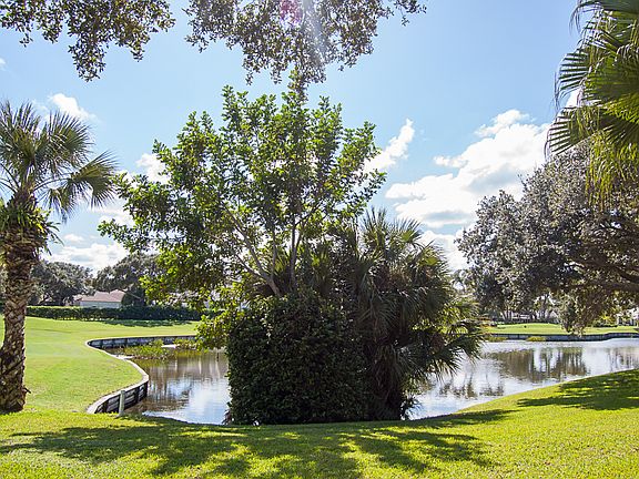 5th image of 777 Sea Oak Dr APT 710