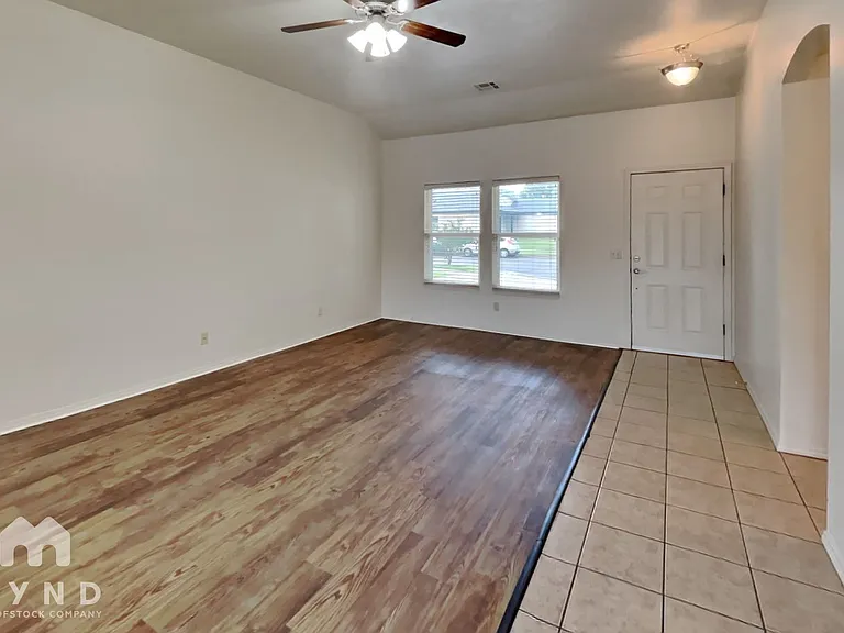 14640 Marbleleaf Dr — Photo 5