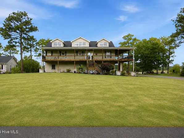 354 W South Shore Drive, Southport, NC 28461
