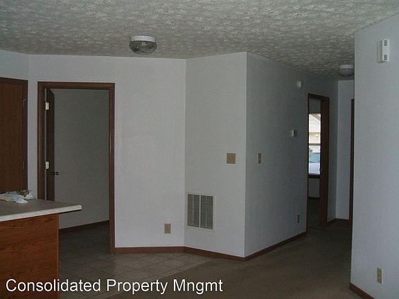 5th image of 3966 Amelia Ave #7
