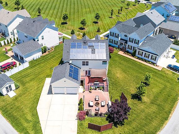 3rd image of 23590 Pine Bluff Way