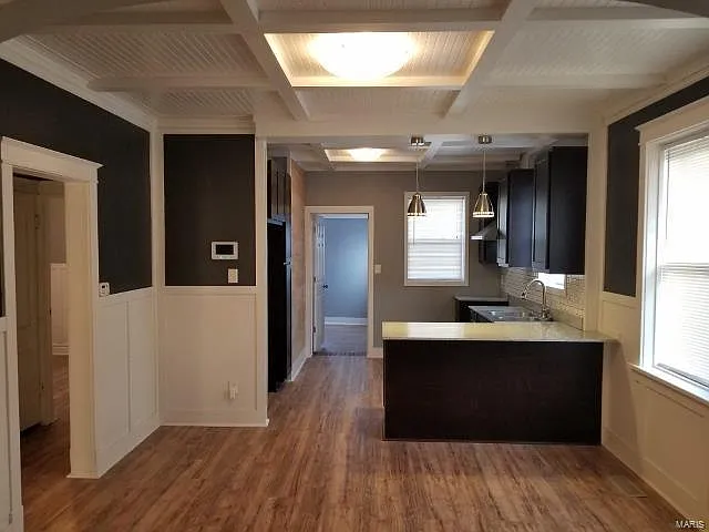 5932 Park Ln photo 1