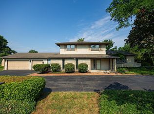 4371 Hoover Rd, Grove City, OH 43123