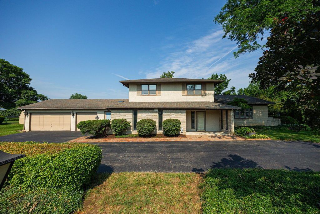 Real estate listing image