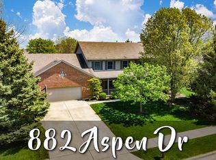 882 Aspen Dr, Tipp City, OH 45371