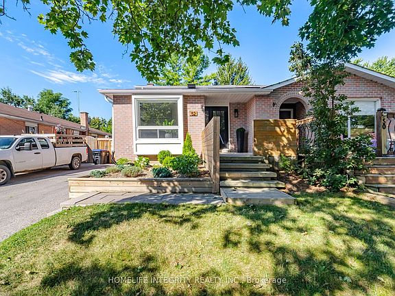 5th image of 52 Stewart Ave