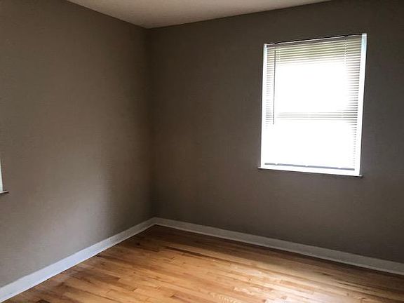 5th image of 3426 Millrich Ave