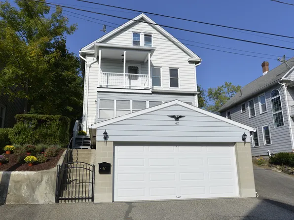 42 Bassett Street, Ansonia, CT 06401