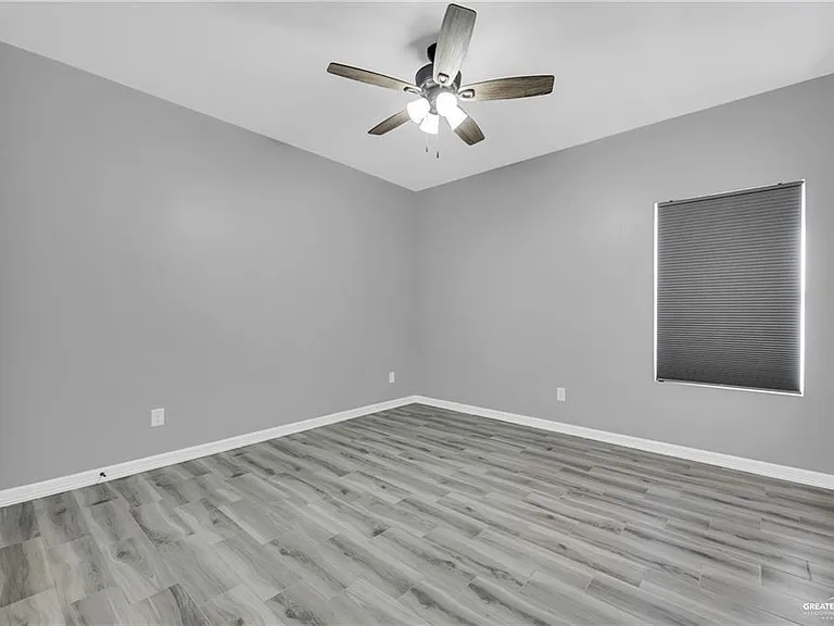 5605 Puffin Ave #4 — Photo 5