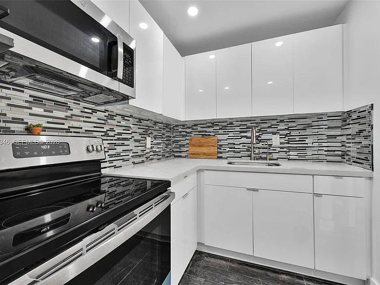 1051 SW 1st St #401 — Photo 1