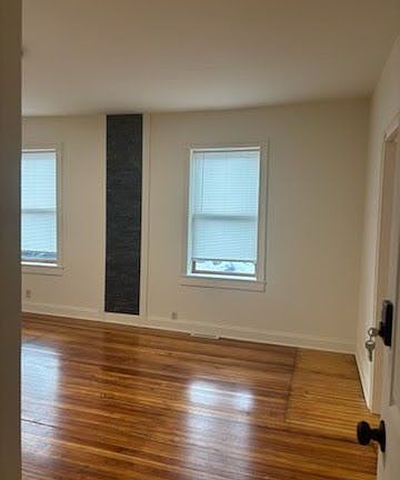4th image of 118 N College St Floor 1