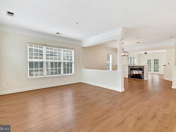 5th image of 8092 Genea Way #56