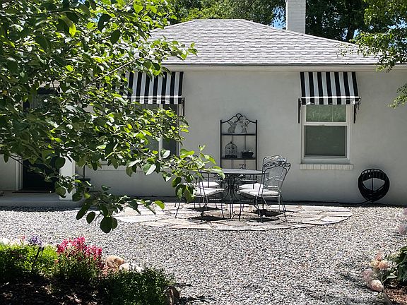 3rd image of 1722 Arbor Way #101