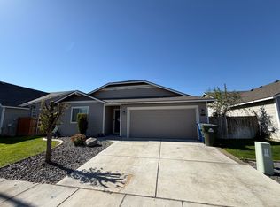 1957 NW 6th St, Hermiston, OR 97838
