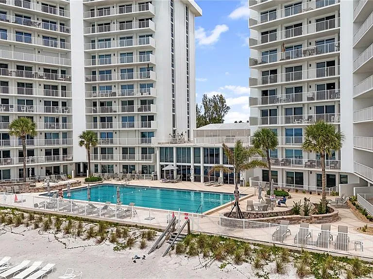2301 Gulf Of Mexico Dr #102N — Photo 36