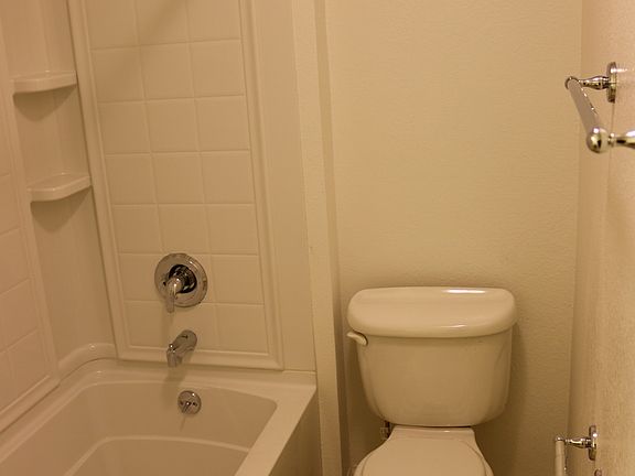 4th image of 26845 Hayward Blvd