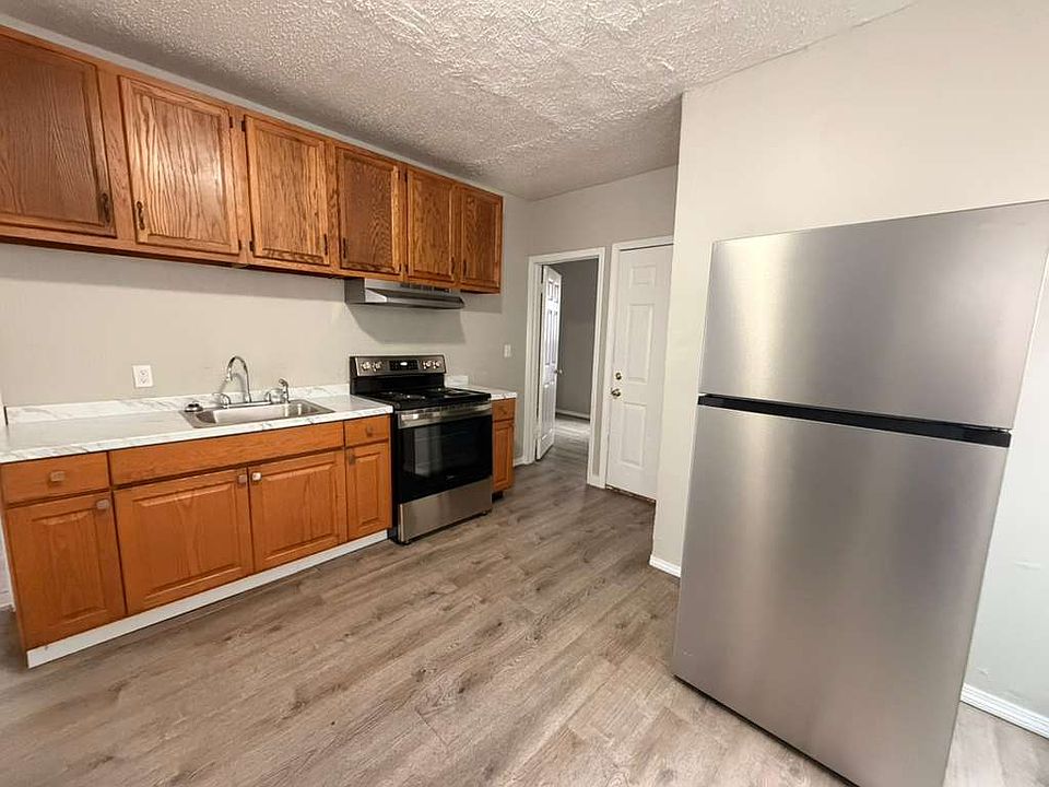 1st image of 16 Market St #1B