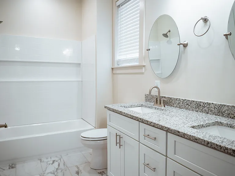 Jackson Walk Apartments — Photo 43