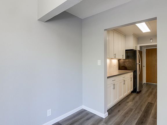 5th image of 4290 Wilkie Way #78cama1qp