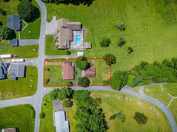 3rd image of 600 Allen Ave