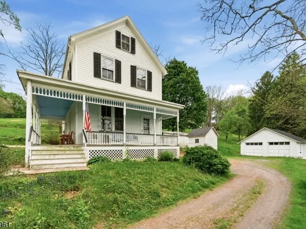 206 Race St, Alexandria Twp., NJ 08867