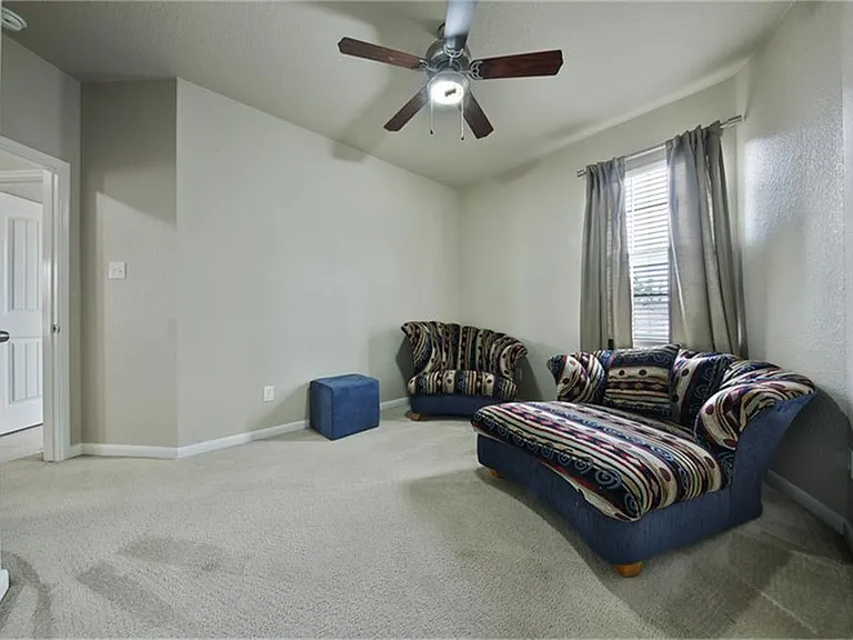 139 Sweet Leaf Grove Ln — Photo 19