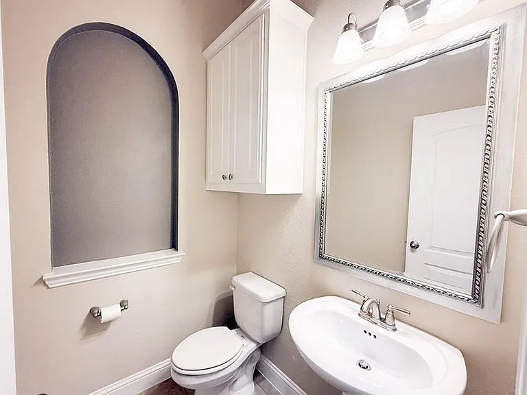 7048 Fullerton Cir — Photo 20